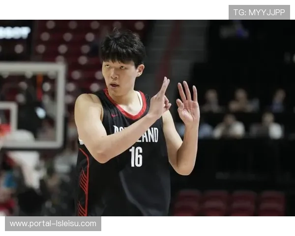 杨瀚森手臂血痕见证拼搏，20岁小将展现约基奇式视野